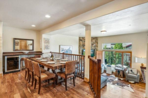 Bear Hollow 4 Bedroom 4 Bathroom Plus Hot Tub Minutes from Slopes